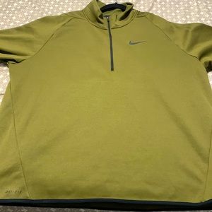 Olive green Nike sweater xxl